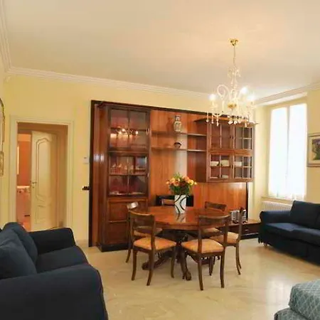 Plaza Espana 3000 Hotel